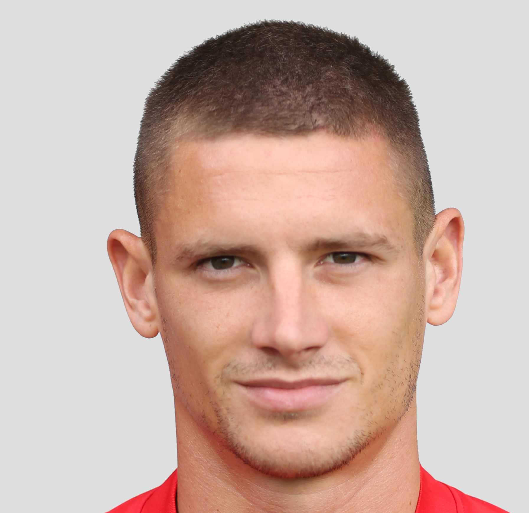 https://img.jfmlmj.com/img/football/player/b4e4329b846a355a66f3e83626b2a86a.jpg